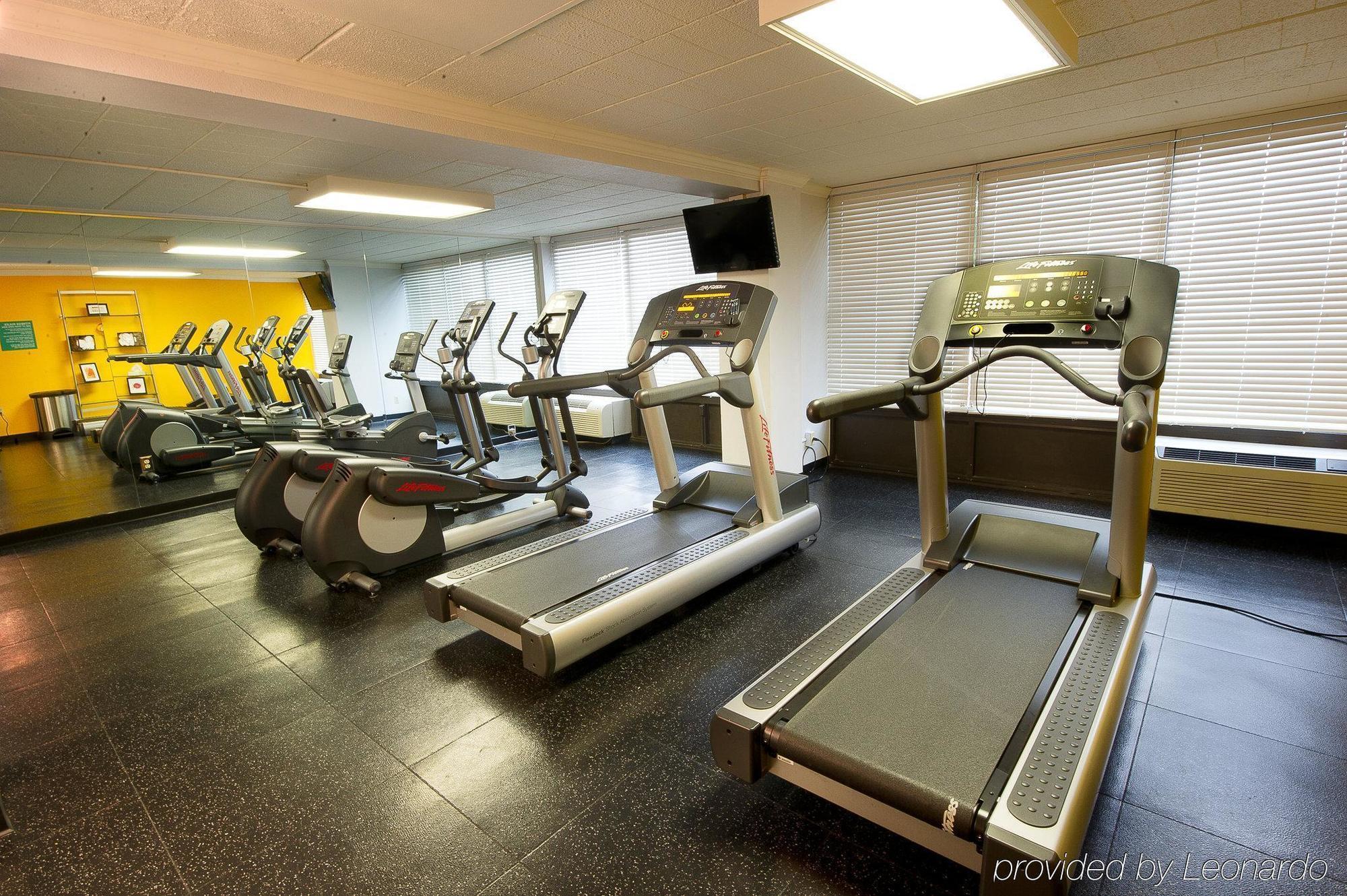 Park Inn By Radisson Sharon West Middlesex Facilities photo